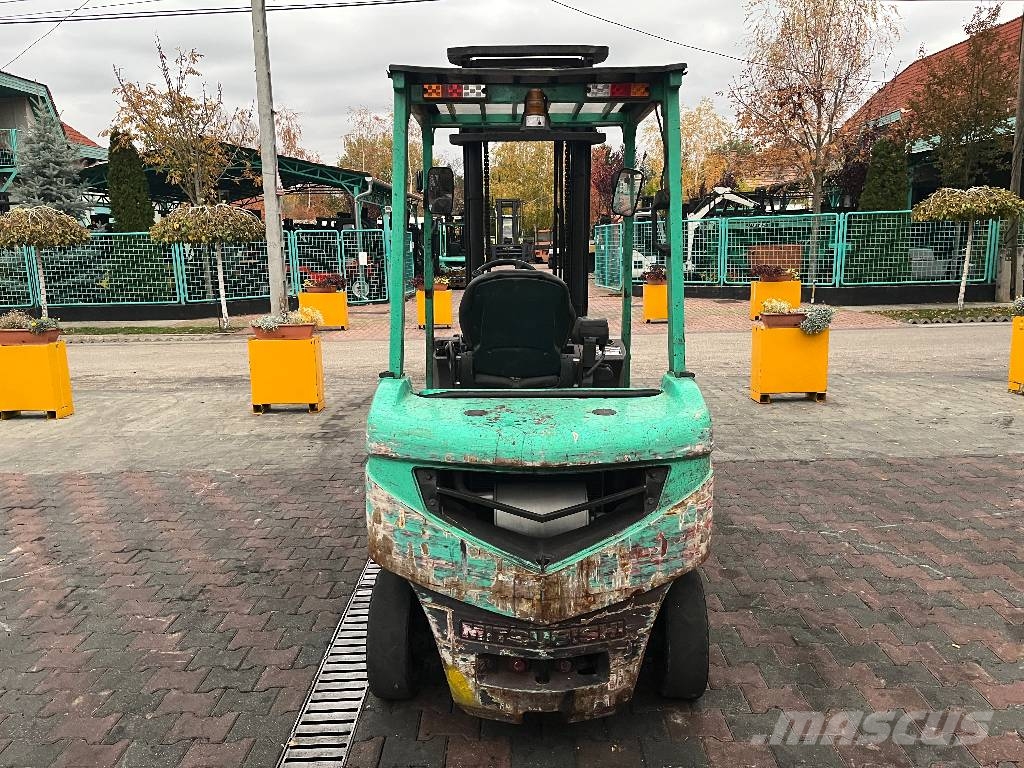 Mitsubishi FD20NT V-4208 IO Dizelski viličari