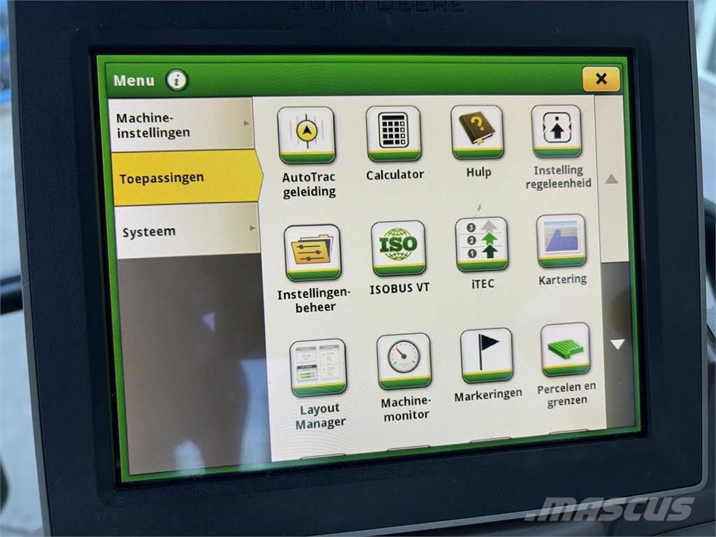 John Deere 6145R Tractoare