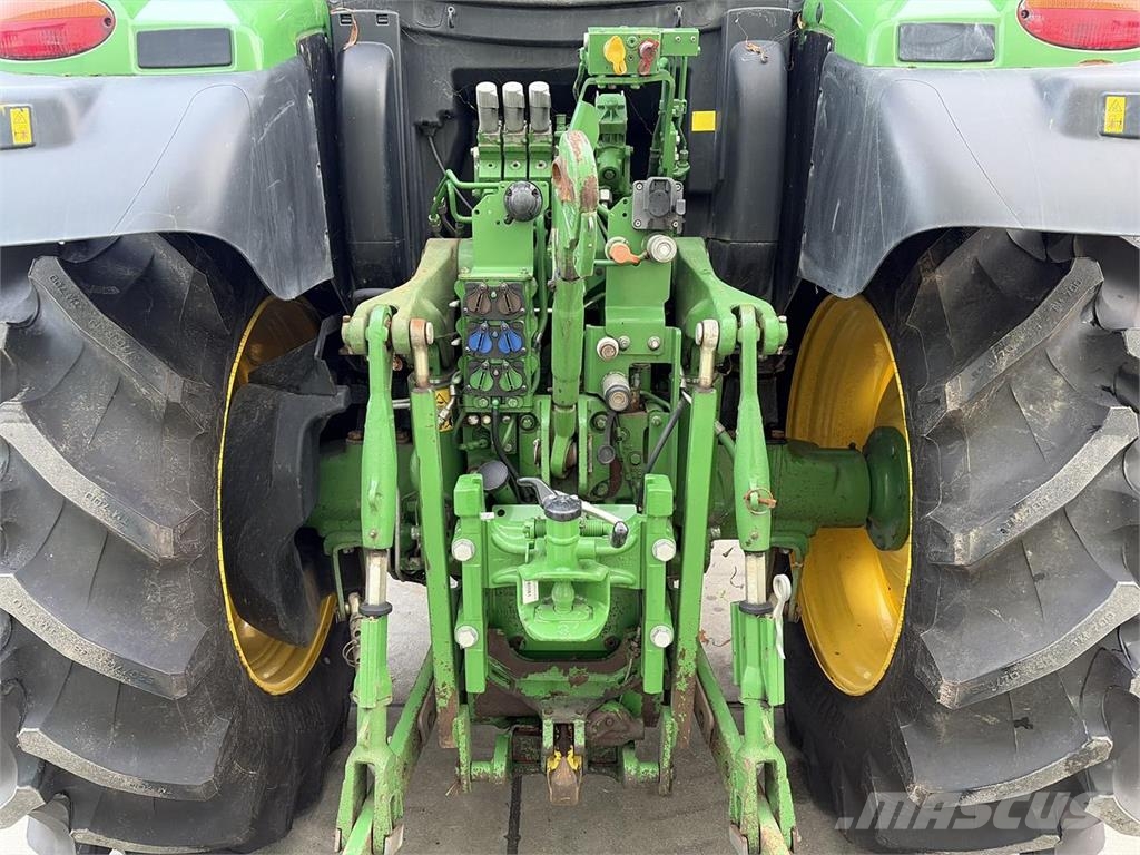 John Deere 6145R Tractoare