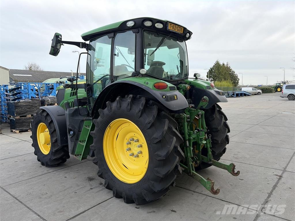 John Deere 6145R Tractoare