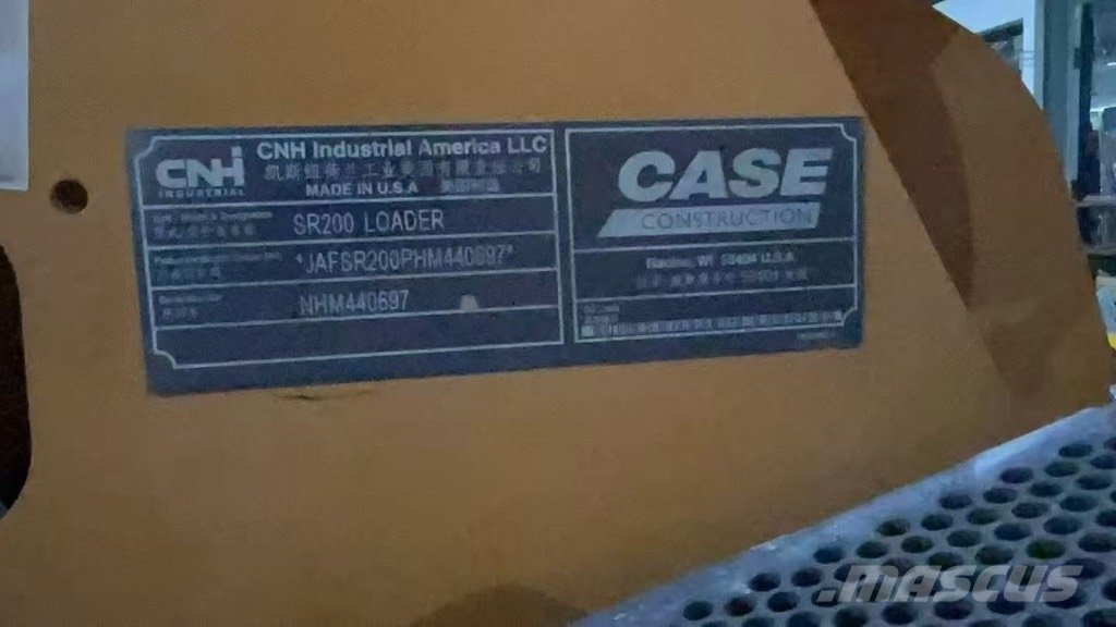 CASE SR 200 Φορτωτάκια