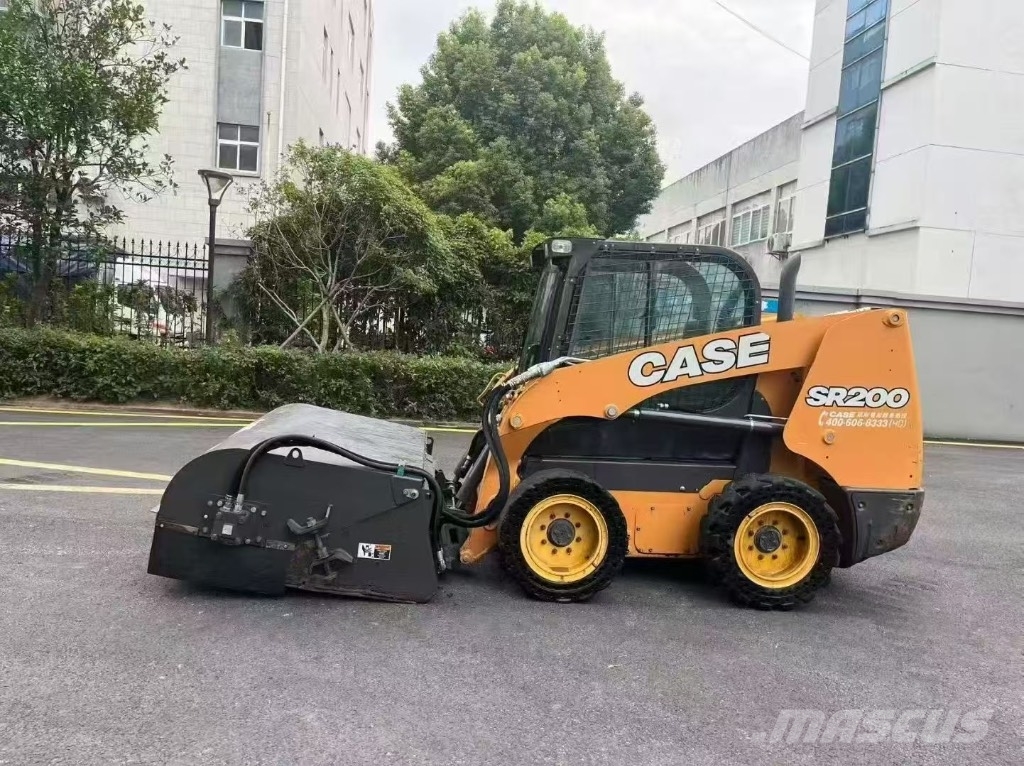 CASE SR 200 Φορτωτάκια