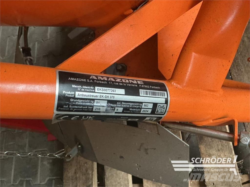 Amazone EK-SH 370 Sand and salt spreaders