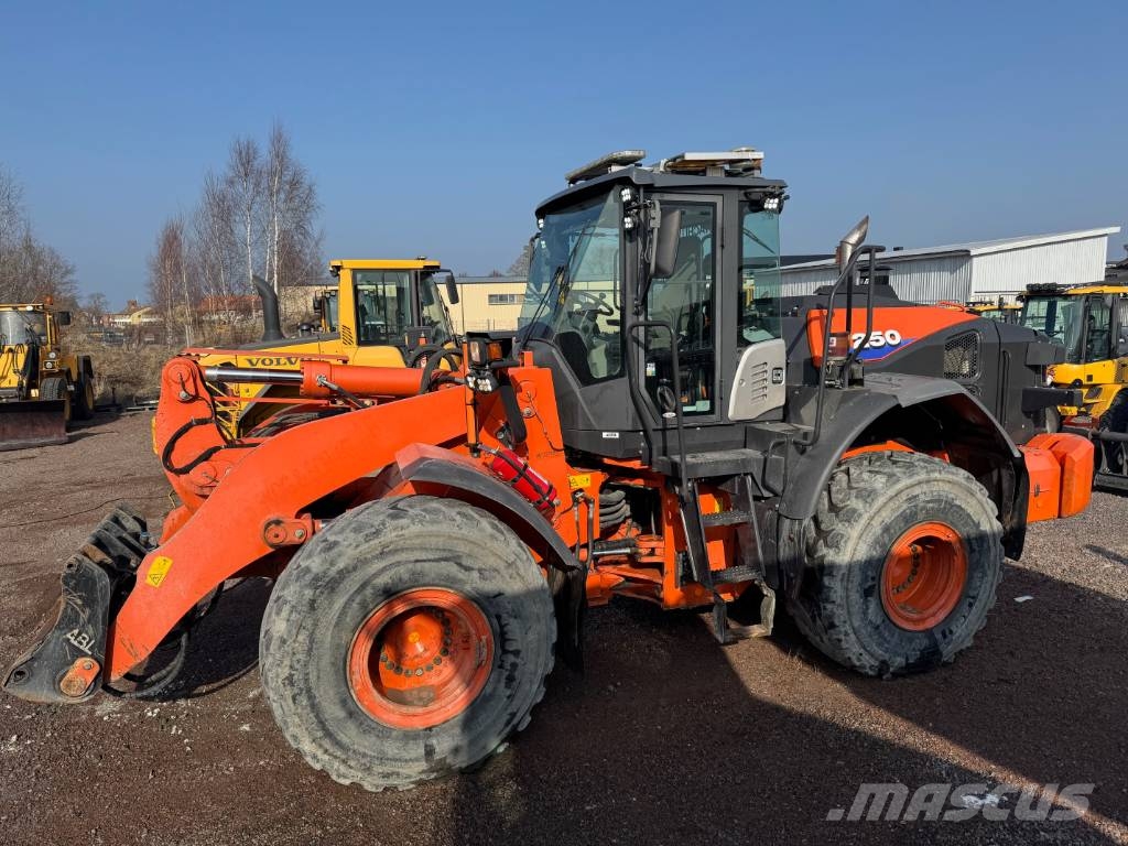 Hitachi ZW 250 Ładowarki kołowe