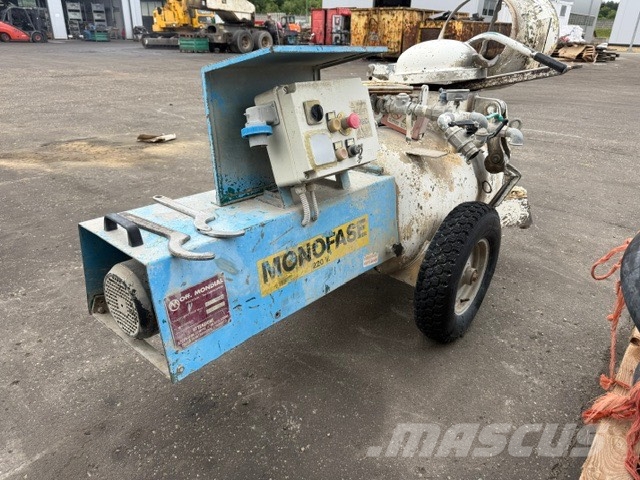 Putzmeister MONDIAL USED PUMP Betonpumpen