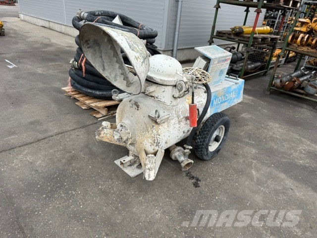 Putzmeister MONDIAL USED PUMP Betonpumpen