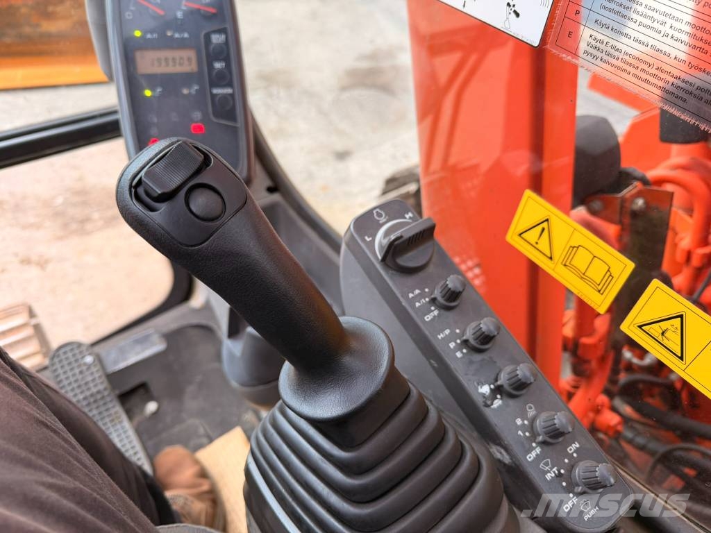 Hitachi ZX 225 USR Engcon EC226 Telakaivukoneet