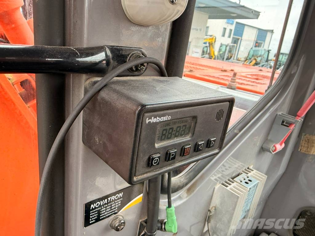 Hitachi ZX 225 USR Engcon EC226 Telakaivukoneet