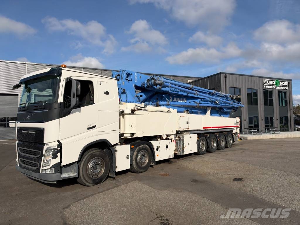Volvo FH16/750 12x4/8 JUNJIN JJRZ 63 m. Concrete pump / 混凝土車