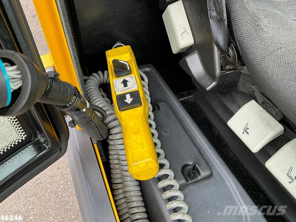Dulevo 2000E FULL ELECTRIC Just 22.169 km! Autocarro spazzatrice