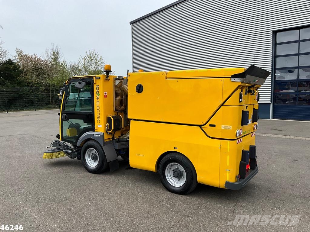 Dulevo 2000E FULL ELECTRIC Just 22.169 km! Autocarro spazzatrice