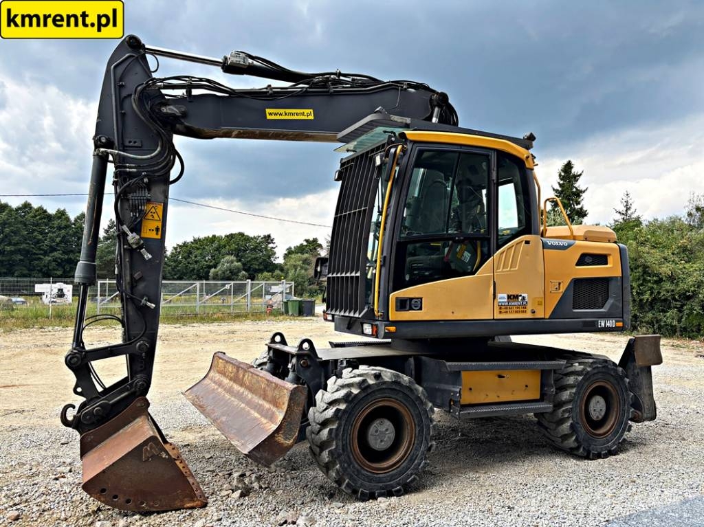 Volvo EW 140 D KOPARKA KOŁOWA 2015R | JCB HD110WT 4F, JC حفارات بعجل