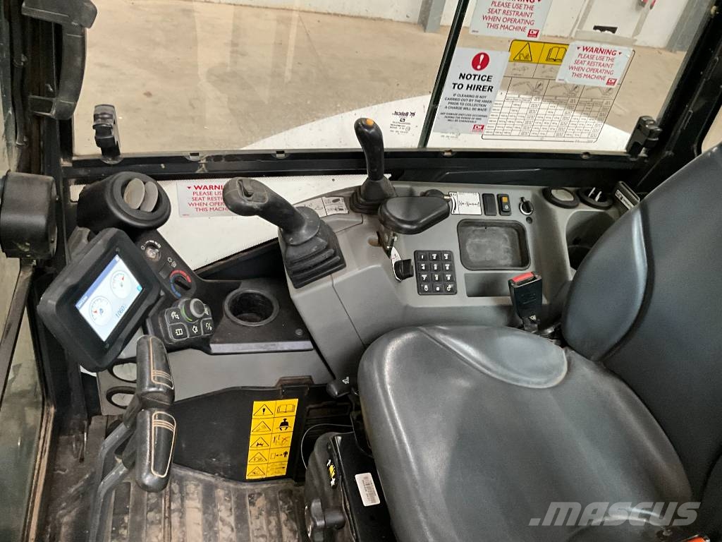Bobcat E 50z Mini kotrók < 7t