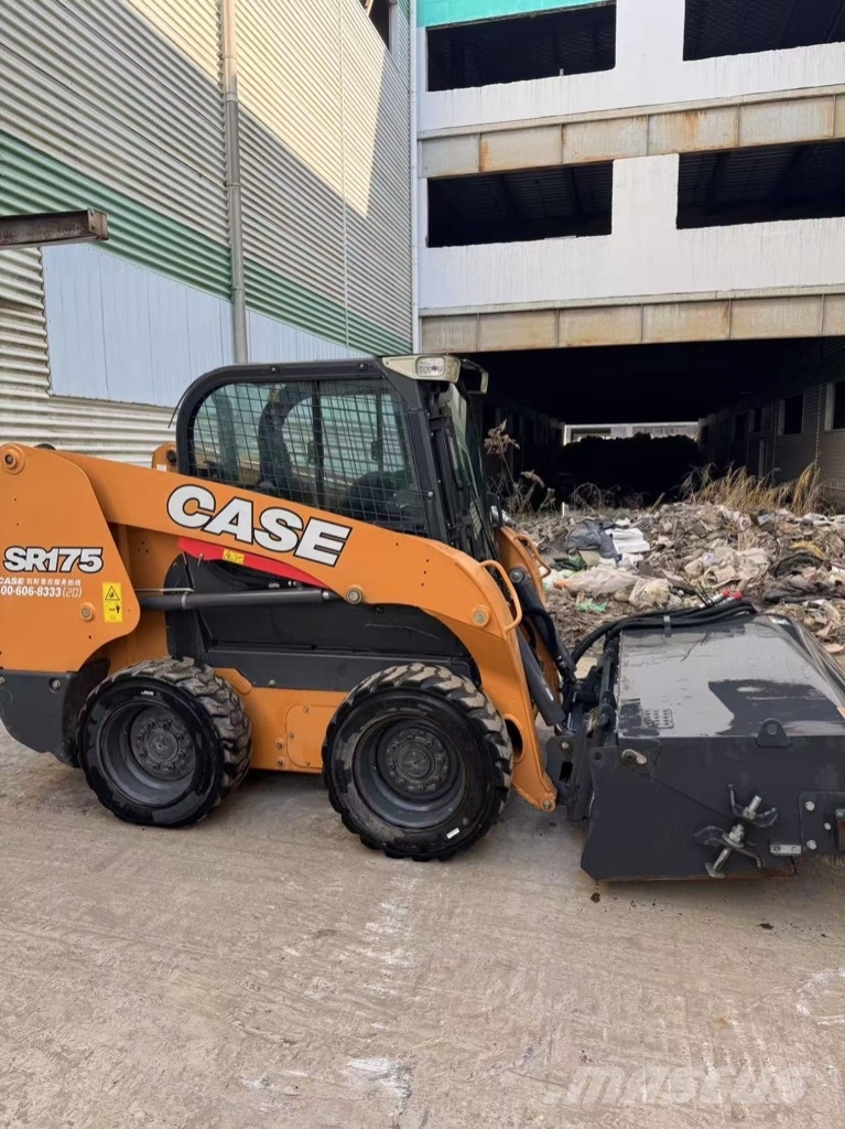 CASE SR 175 Skid steer mini nakladalci