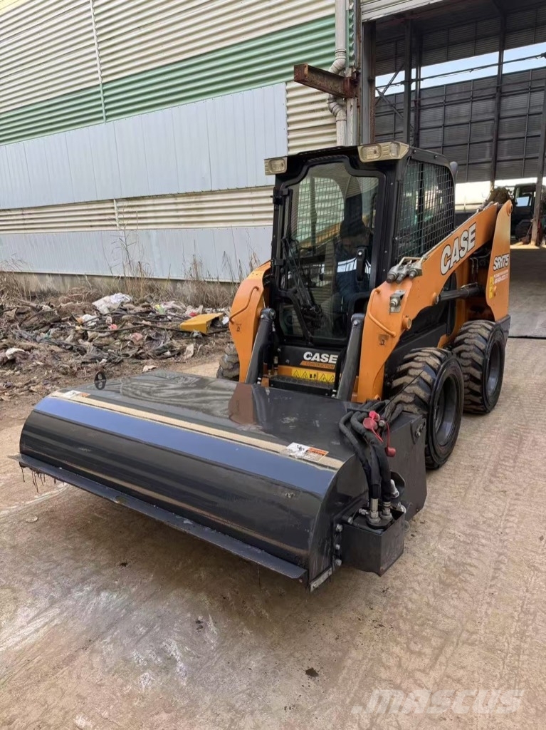 CASE SR 175 Skid steer mini nakladalci
