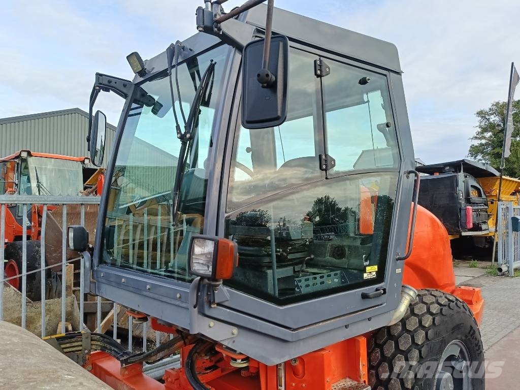 Hamm 3307  wasl roller vibr drum compactor 7500 kg Single drum rollers