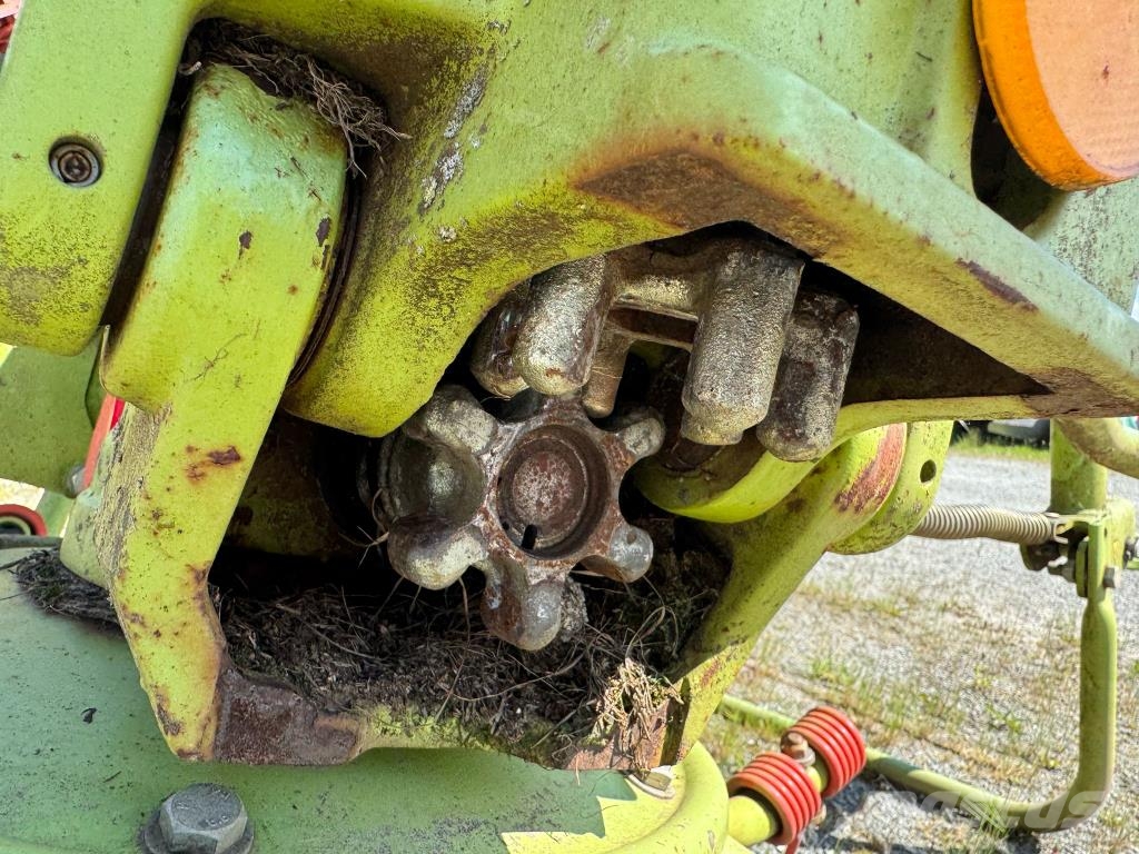 CLAAS VOLTO 670 Pöyhimet ja haravat