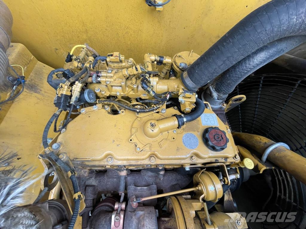 CAT 320FL 대형 굴삭기 29톤 이상