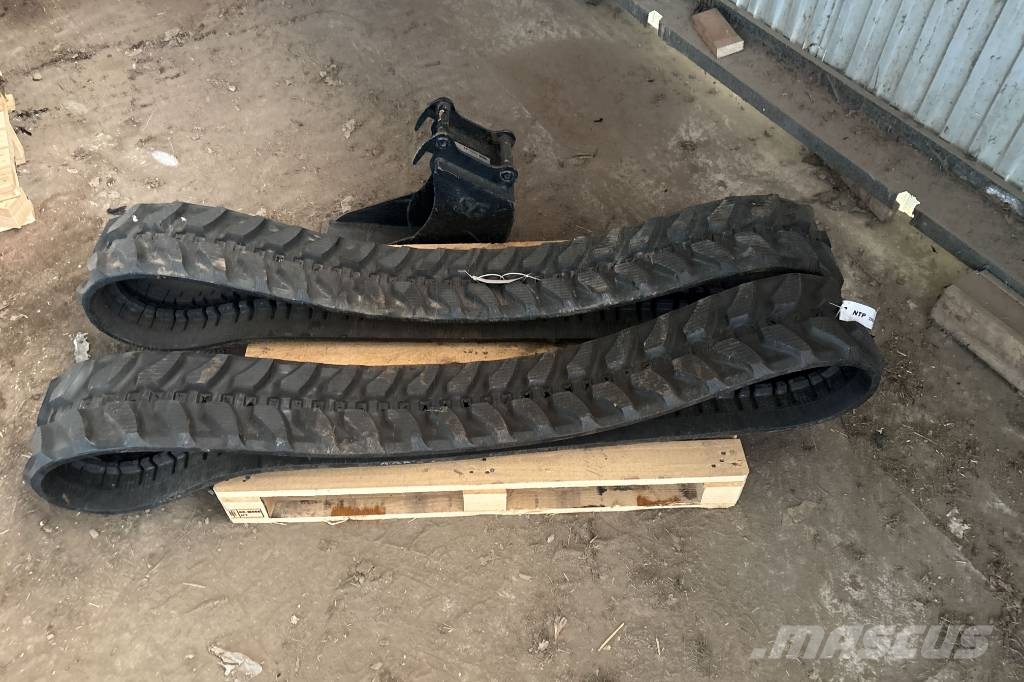 CAT 302 CR, Med Nytt skoppaket, Nya Gummilarver 小型挖掘机