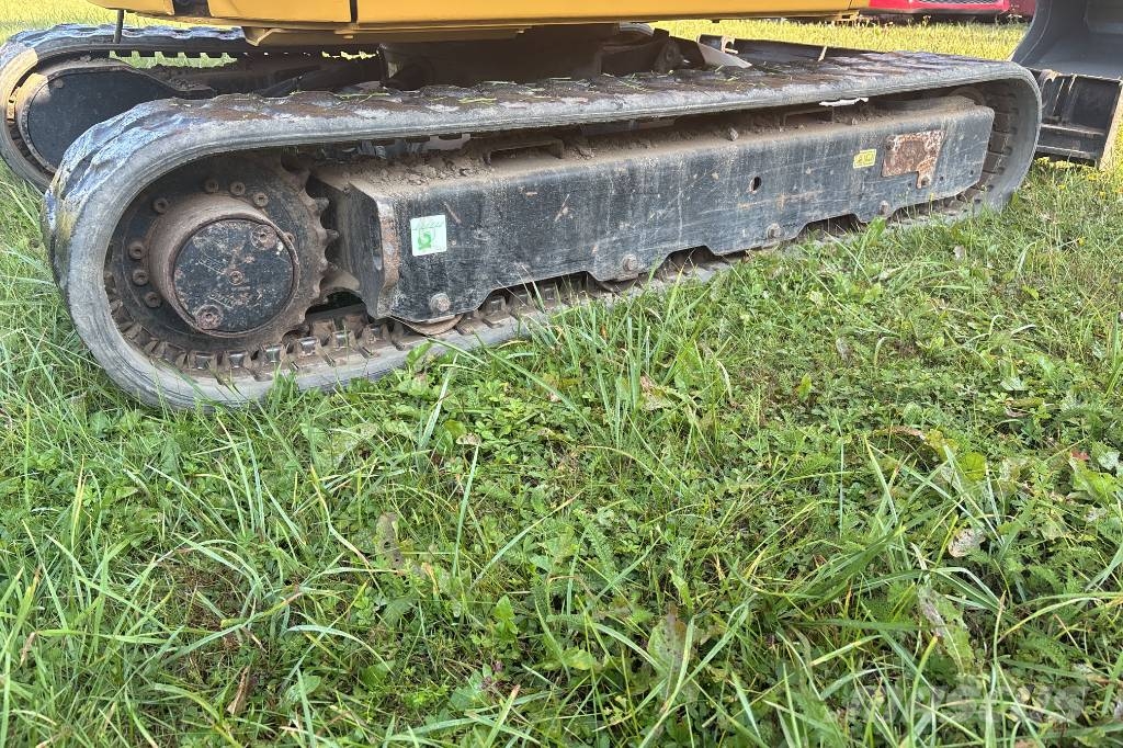 CAT 302 CR, Med Nytt skoppaket, Nya Gummilarver 小型挖掘机