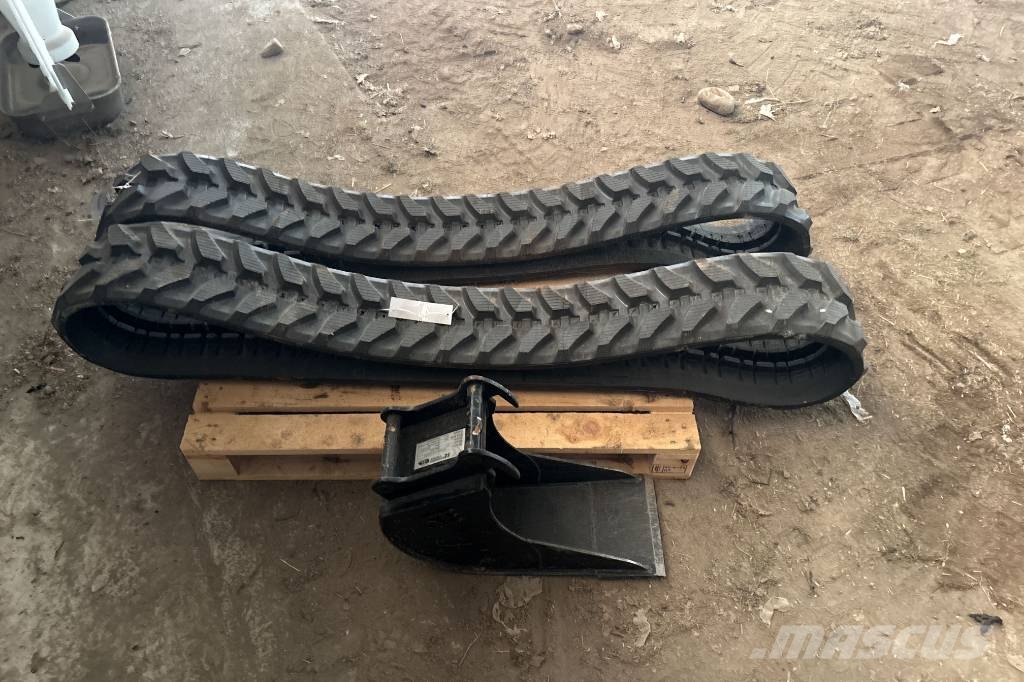 CAT 302 CR, Med Nytt skoppaket, Nya Gummilarver 小型挖掘机