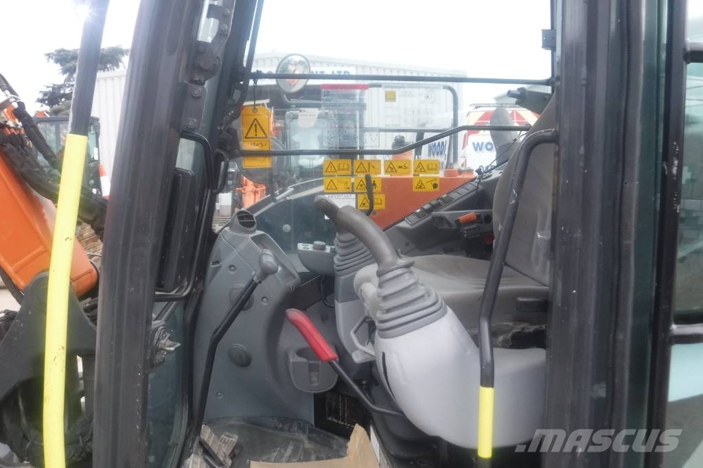 Hitachi ZX 85 US B-6 Midigrävmaskiner 7t - 12t