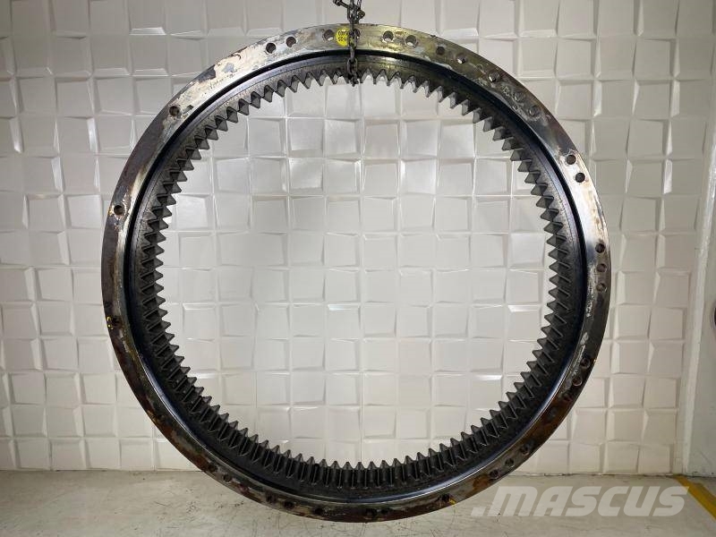 Komatsu PC210-8 Swing gear20Y-25-00400 Chassis e suspensões