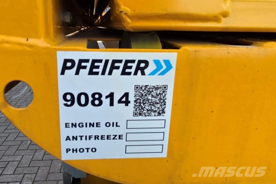 Haulotte COMPACT 10DX Diesel, 4x4 Drive, 10.2m Working Heig Schaarhoogwerkers