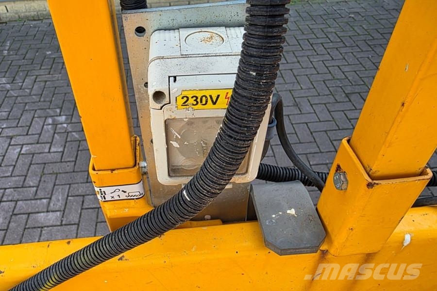 Haulotte COMPACT 10DX Diesel, 4x4 Drive, 10.2m Working Heig Schaarhoogwerkers