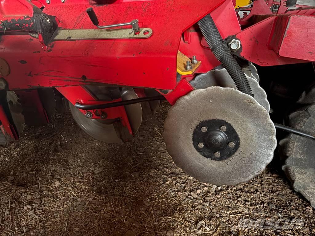 Väderstad Rapid400C Super XL Kombinētās sējmašīnas