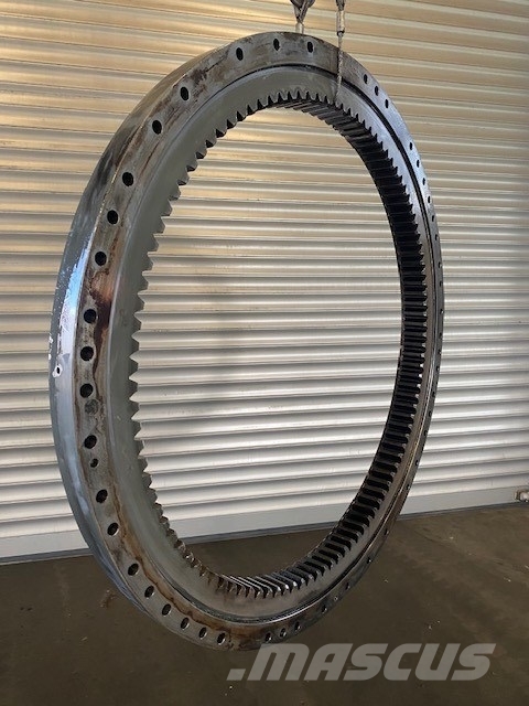 Liebherr LH 22 SWING BEARING RING Transmisiones