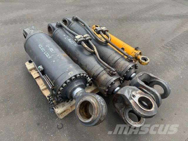 Volvo L 220 F USED HYDRAULIC CYLINDER COMPLET Hydrauliikka