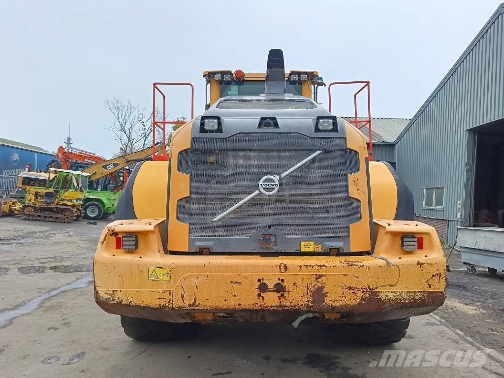 Volvo L 220 H shovel wiellader loader Kolesni nakladalci