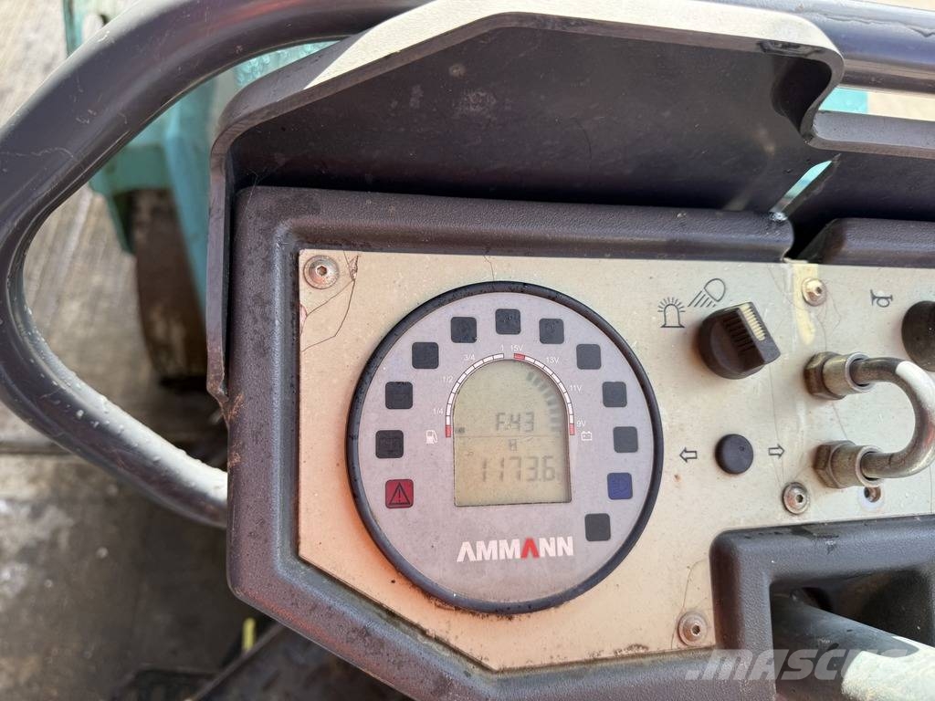Ammann ARX 26 2.5t Roller Dvojni valjarji