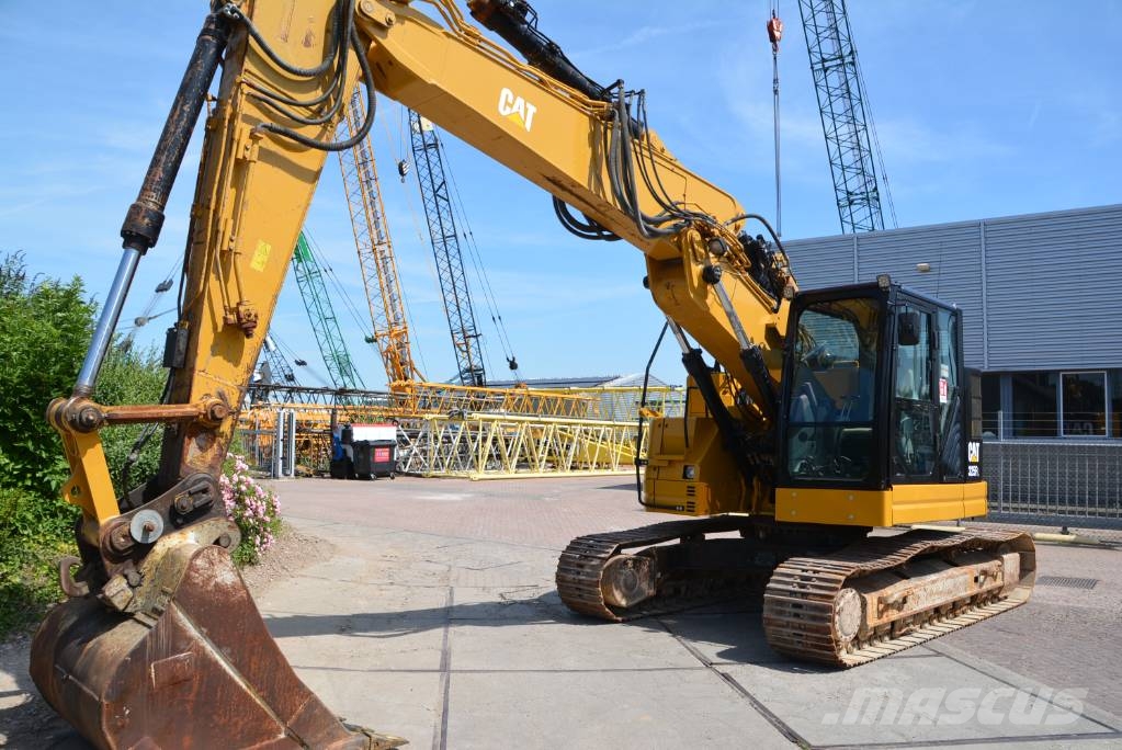 CAT 325 FL CR Crawler excavators