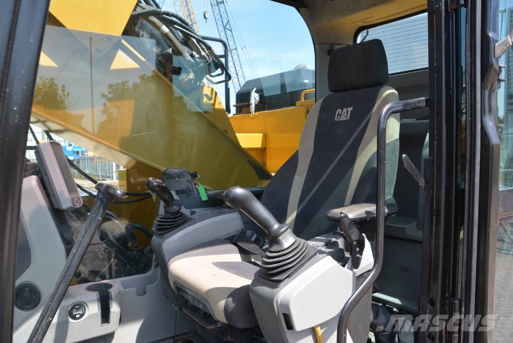 CAT 325 FL CR Crawler excavators