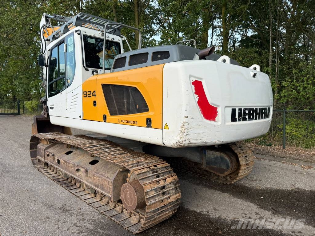 Liebherr R 924 LC Roomikekskavaatorid