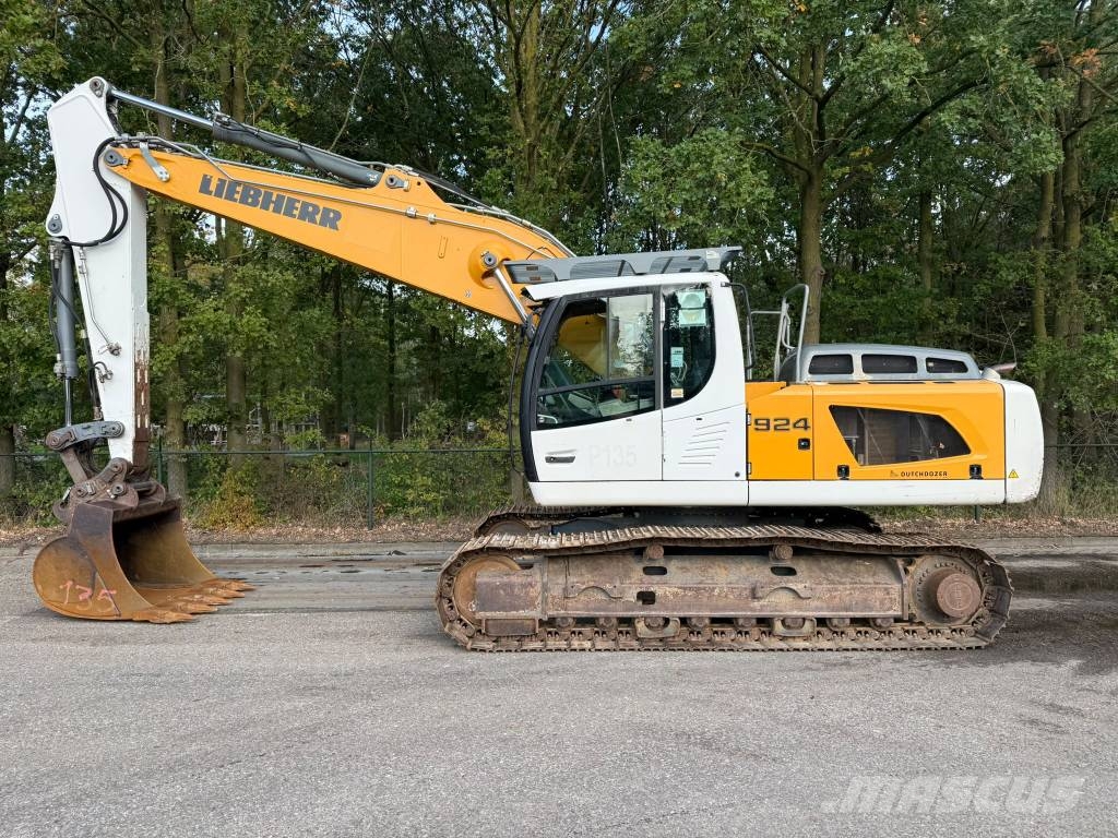 Liebherr R 924 LC Roomikekskavaatorid
