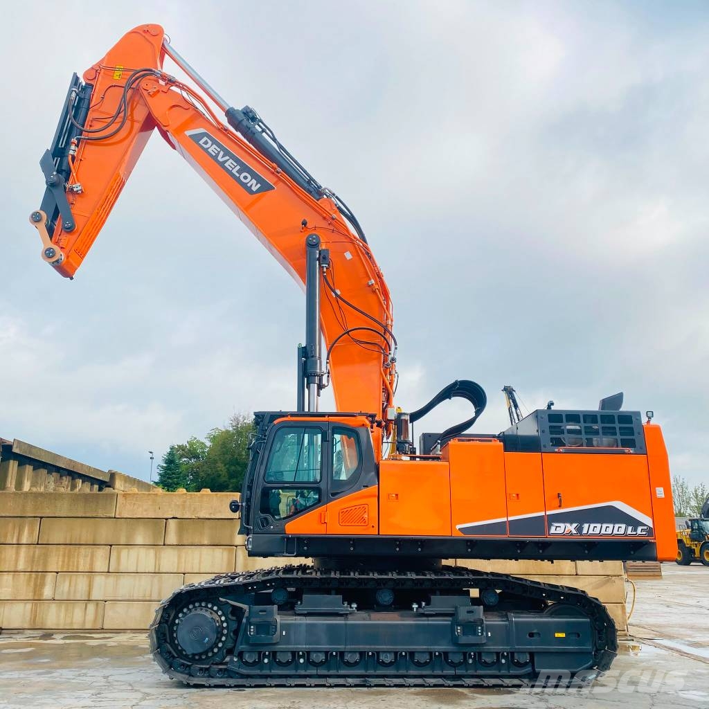 Develon DX 1000 LC-7 حفارات زحافة