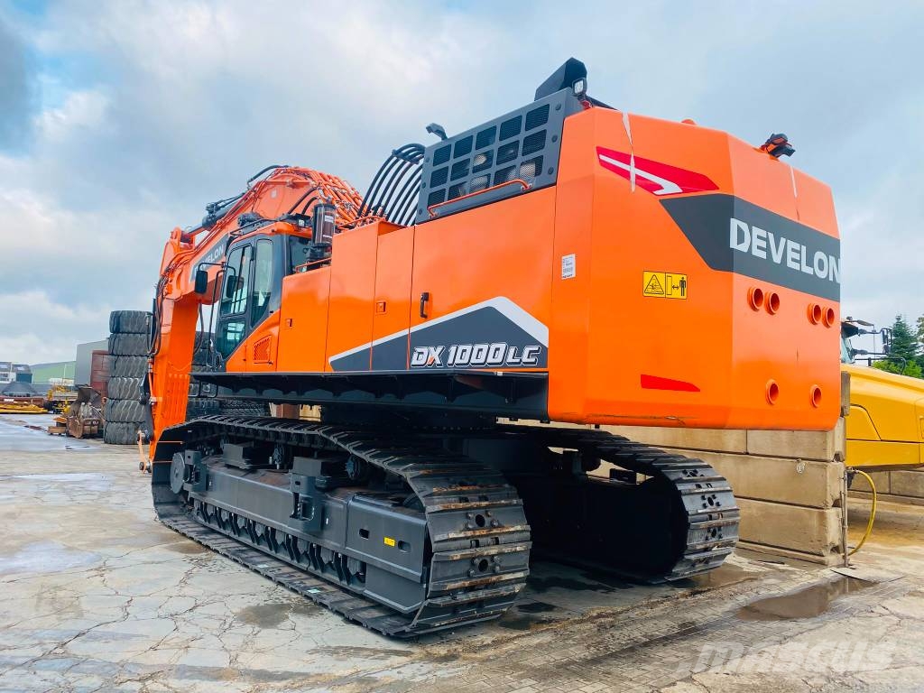 Develon DX 1000 LC-7 حفارات زحافة