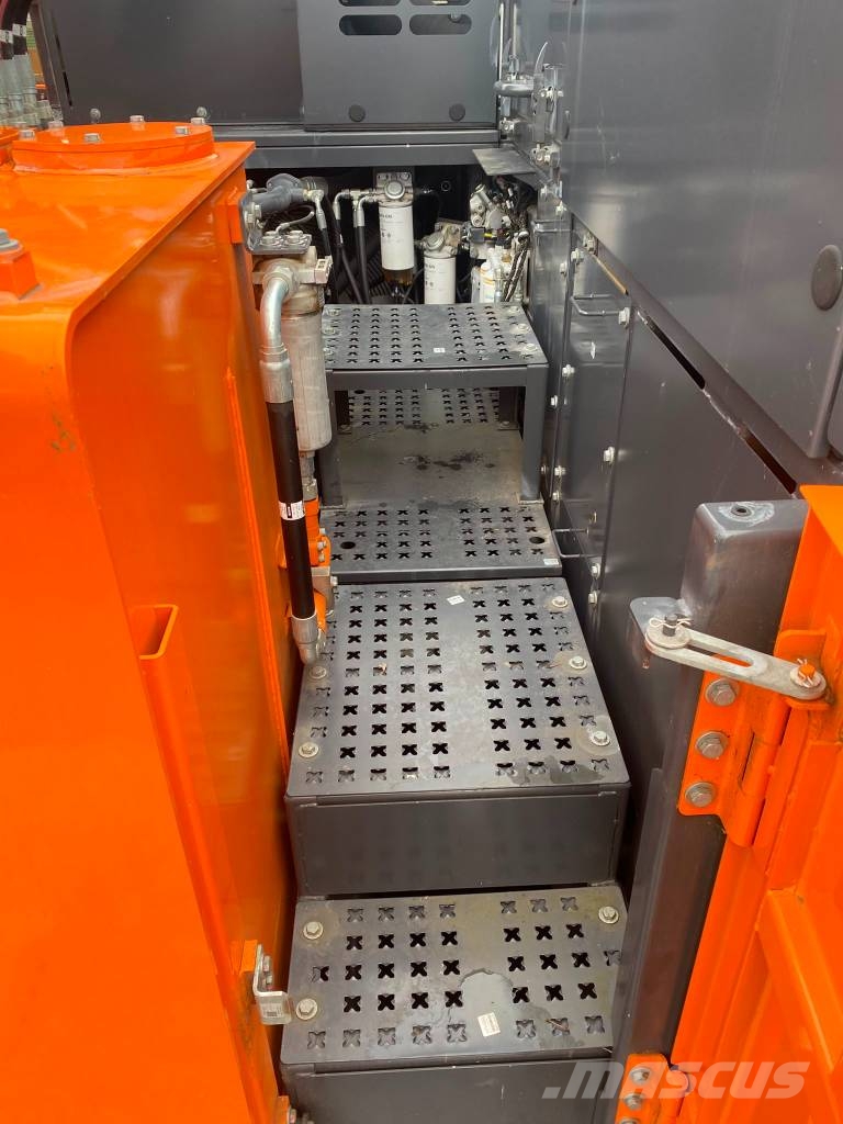 Develon DX 1000 LC-7 حفارات زحافة