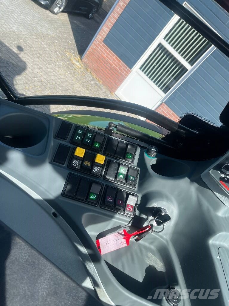 CLAAS Arion 530 Cis+ C-matic Traktori