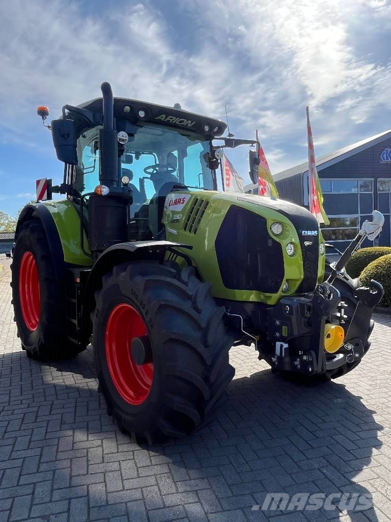 CLAAS Arion 530 Cis+ C-matic Traktori