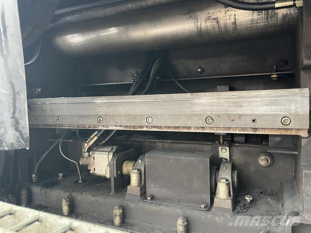 Vögele SUPER 1300-3I Επίστρωση ασφάλτου