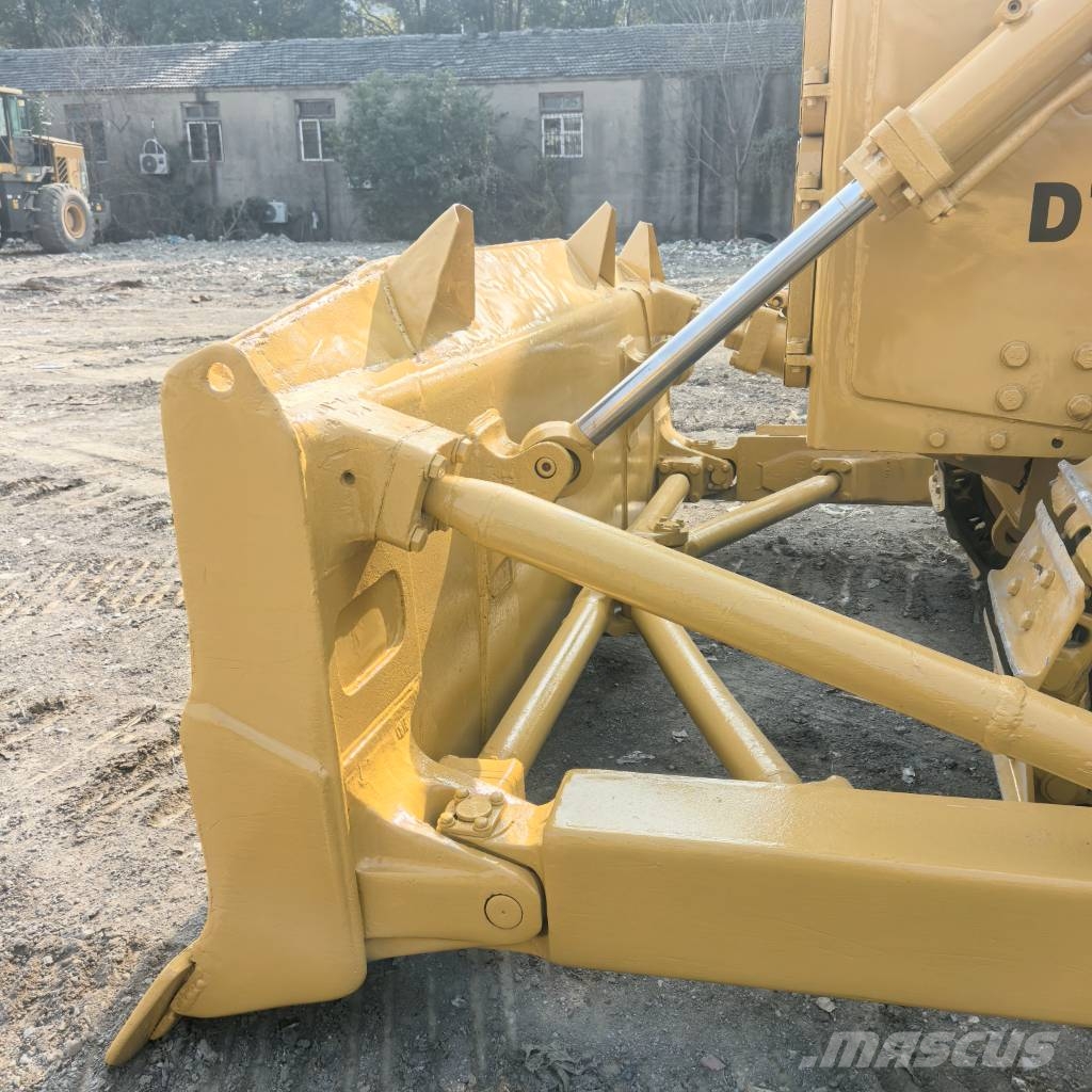 CAT D 7 G معدات تمهيد الطرق