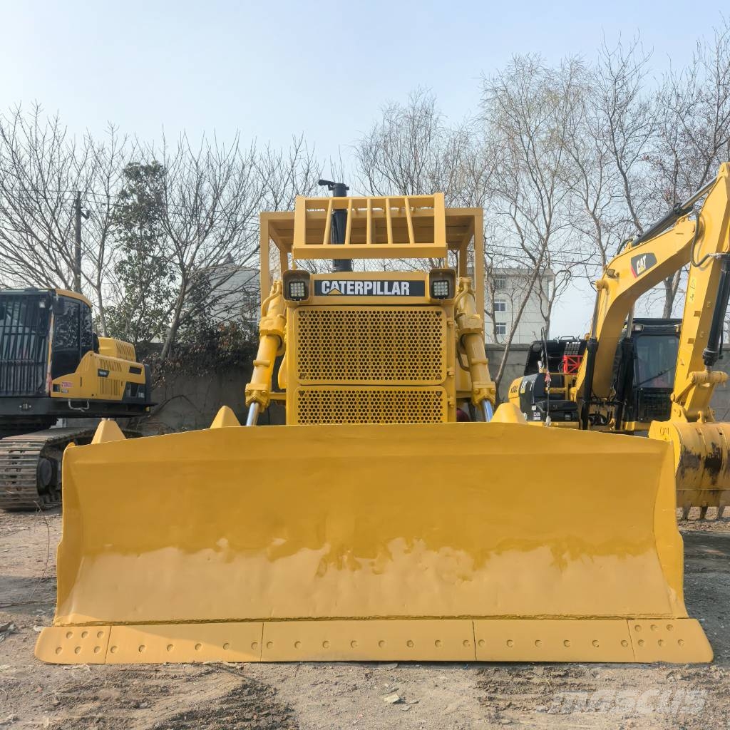 CAT D 7 G معدات تمهيد الطرق