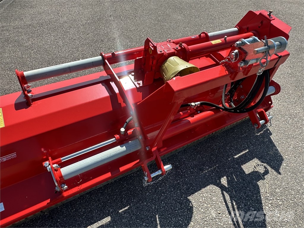 Concept Perugini JT220 Klepelmaaiers
