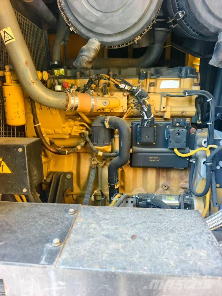 Atlas Copco XRHS836 Diesel Mobile Screw Air Compressor مكابس