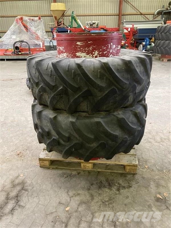 Kleber 480/70 R28 med låse الإطارات والعجلات والحافات