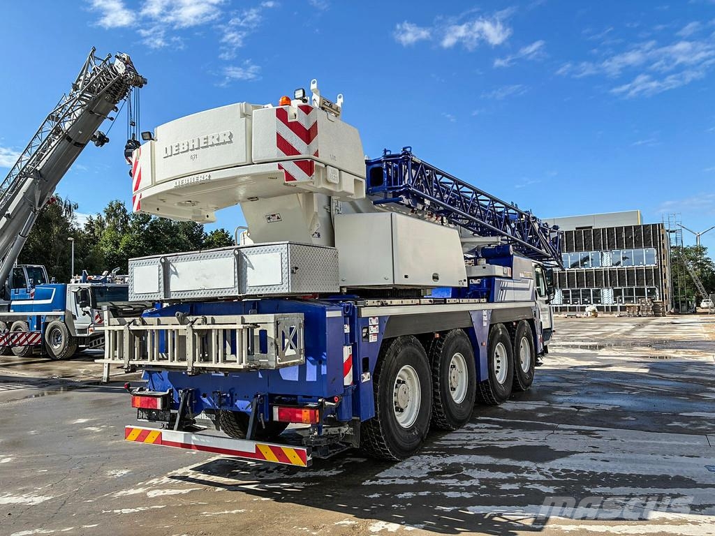 Liebherr LTM 1070-4.2 2023   Mobile cranes Otras máquinas de elevación